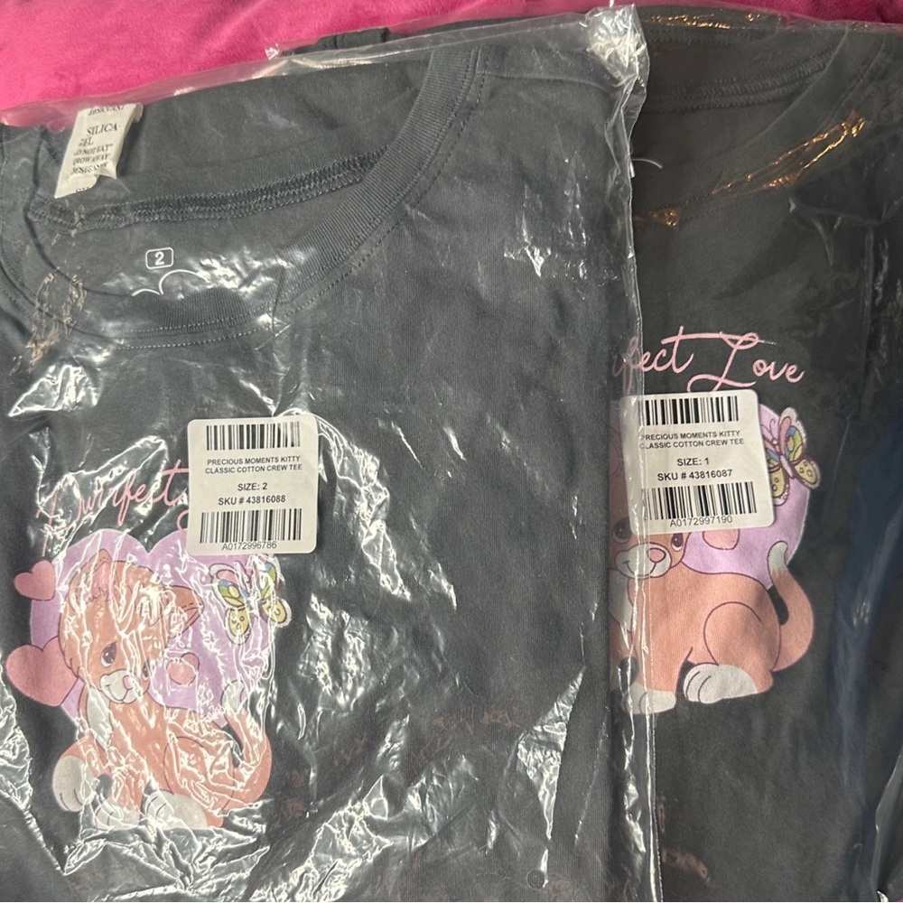Torrid Precious Moments Cat Graphic Tee - Picture 3 of 3